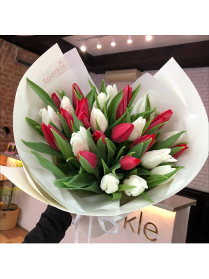 31 тюльпан мікс біло-червоний